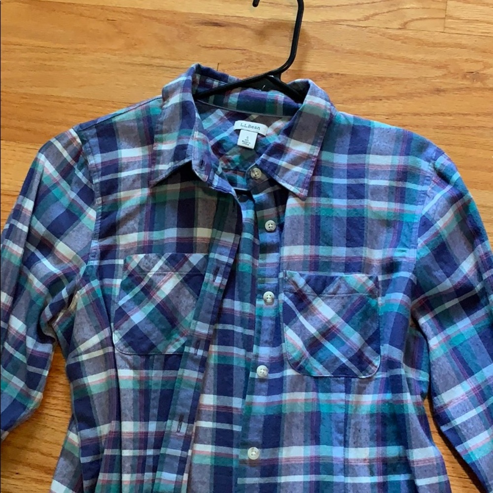 Fitted Woman’s L.L. Bean Flannel